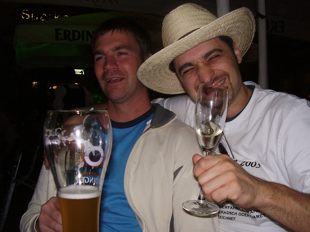 Image 28 of 77  -  145 kB